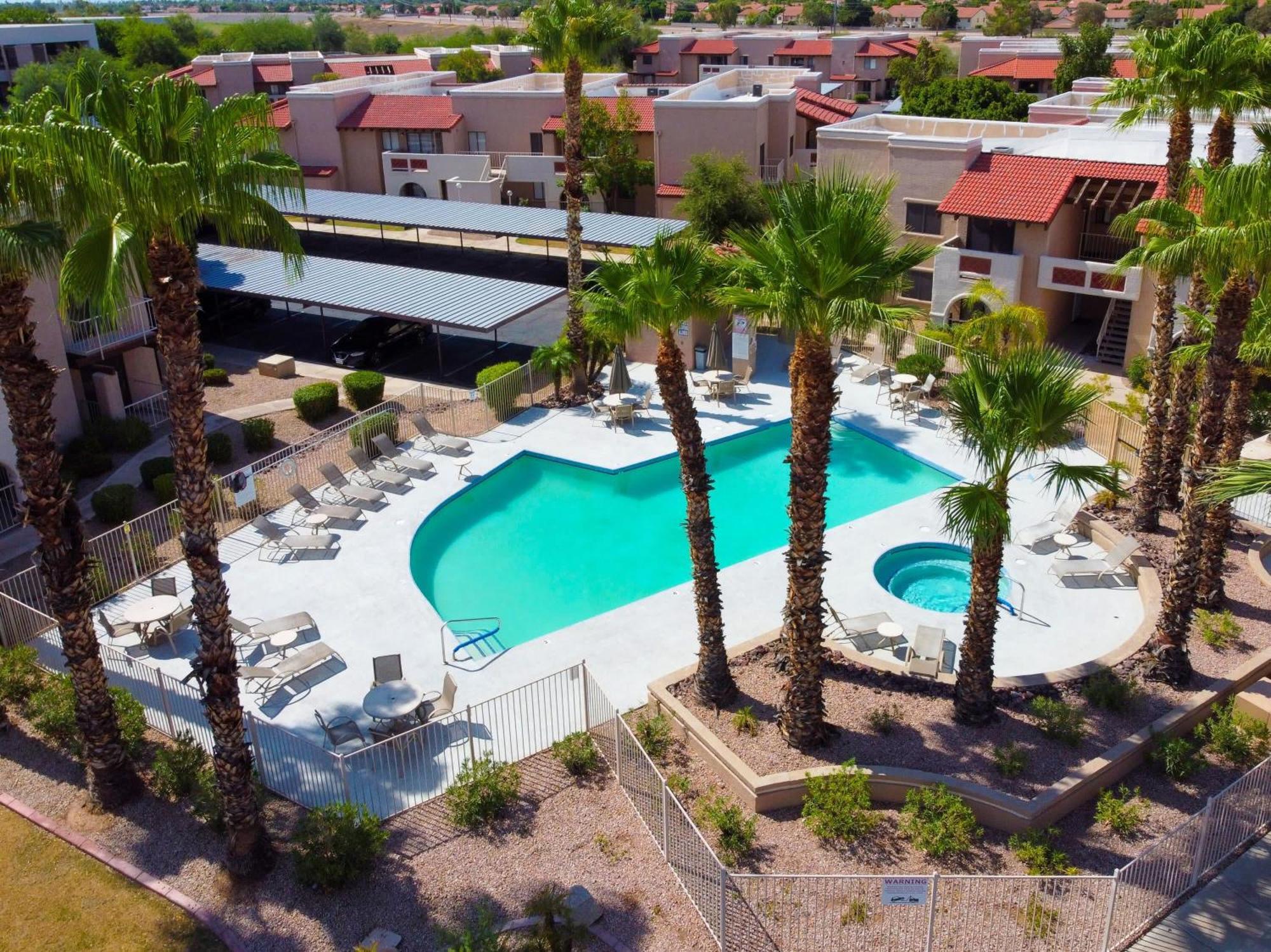 Condo With Heated Pool, Hot Tub, Near Walking Paths Glendale Exterior foto